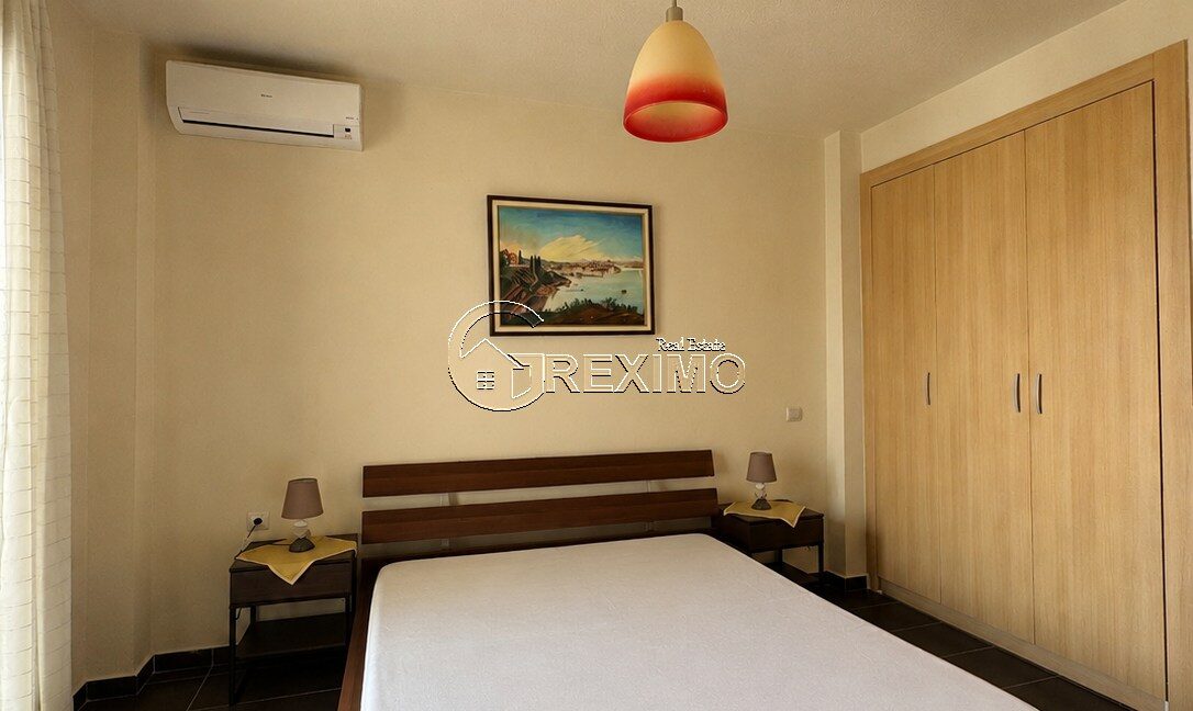 Villa in Elani Greece (12)