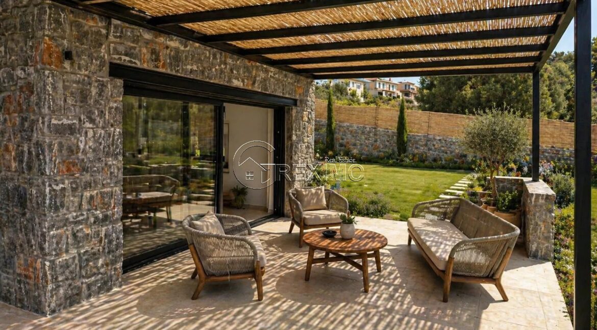 Villa in Pefkochori Greece (5)